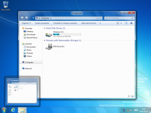 Windows 8 8121 explorer.png